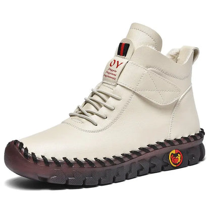 "Fashionable versatile winter boots for ladies"