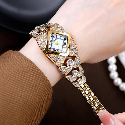 fashion ladies quartz watch square dial bracelet style
