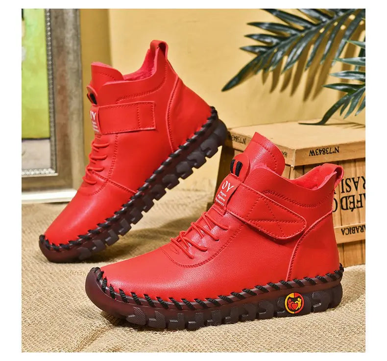 "Women’s short plush lined ankle boots winter shoes"