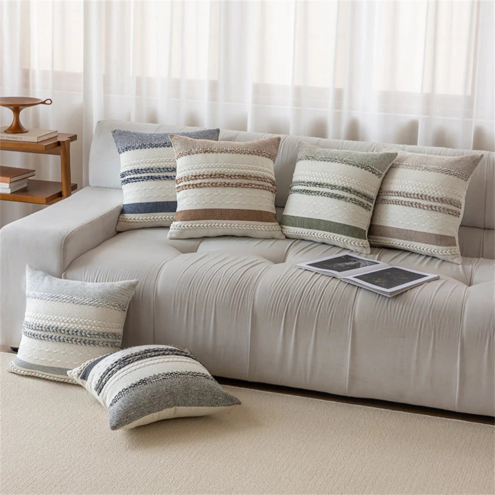 "Luxury cotton blend pillow cover for home décor"