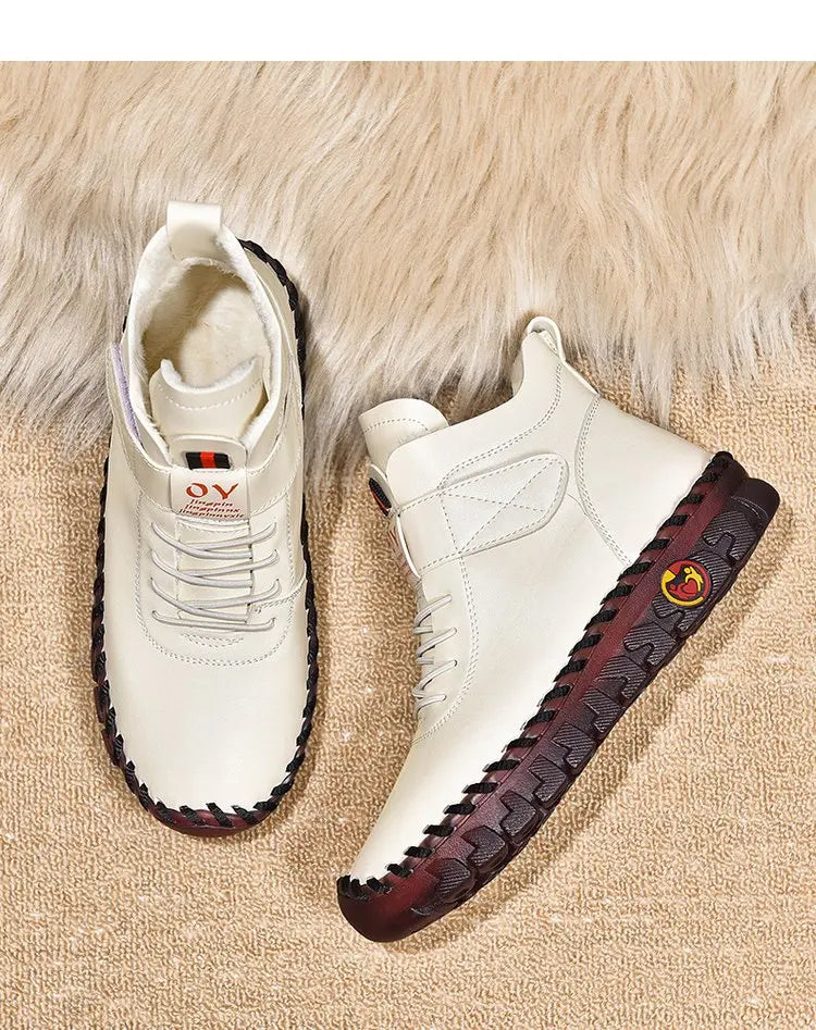 "Round toe winter boots with rubber sole"